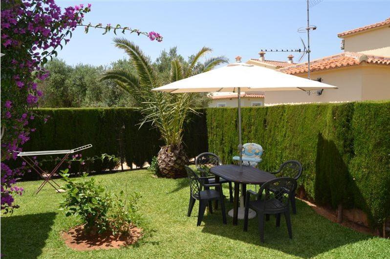 House With Garden At Oliva Nova Golf & Beach Resort Les Deveses Zewnętrze zdjęcie